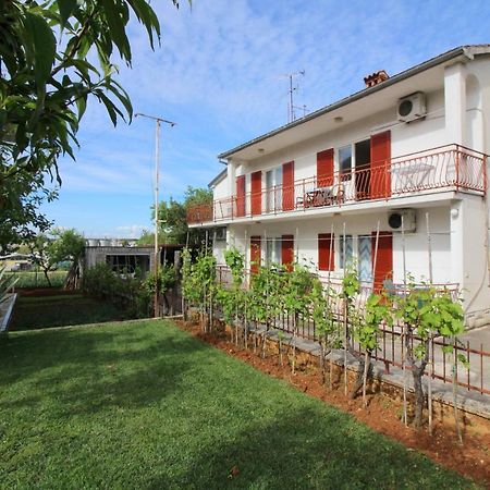 Apartments Franjo Near Center Porec Exterior photo