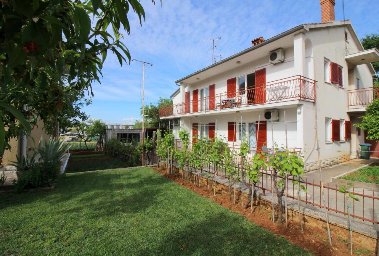 Apartments Franjo Near Center Porec Exterior photo