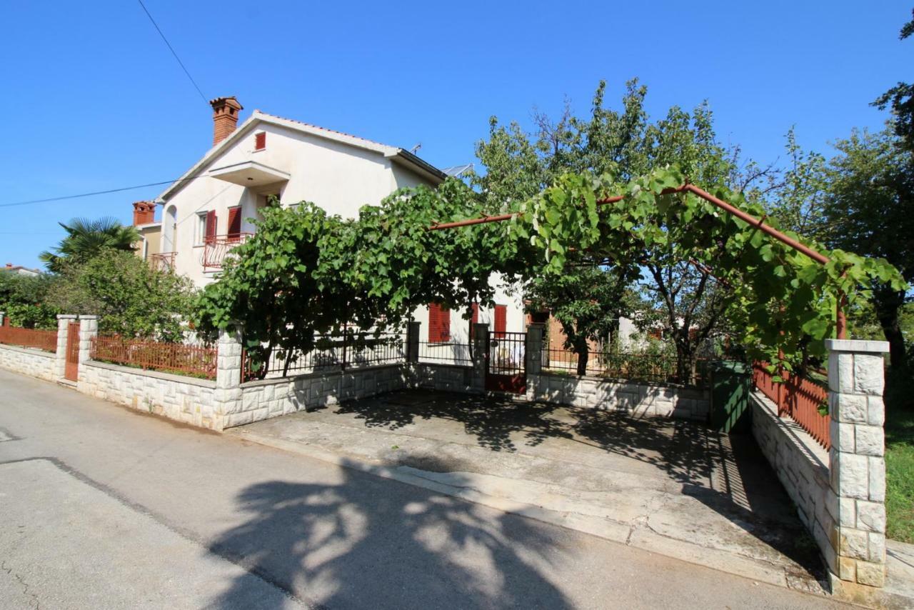 Apartments Franjo Near Center Porec Exterior photo